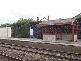 Gare de Dreuil-lès-Amiens httpsuploadwikimediaorgwikipediacommonsthu