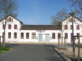 Gare de Fourchambault httpsuploadwikimediaorgwikipediacommonsthu