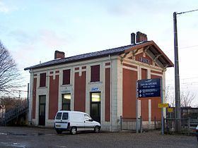 Gare de Gironde httpsuploadwikimediaorgwikipediacommonsthu