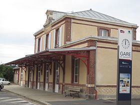 Gare de Houlgate httpsuploadwikimediaorgwikipediacommonsthu