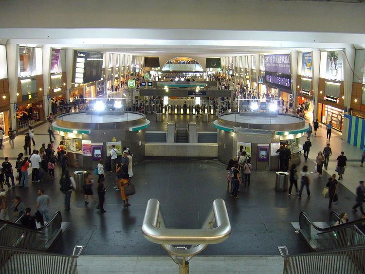 Gare de La Défense