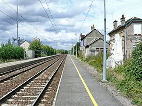 Gare de La Faloise httpsuploadwikimediaorgwikipediacommonsthu