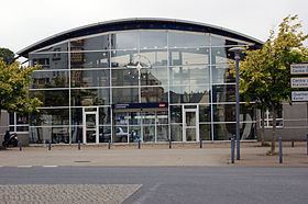 Gare de Landerneau httpsuploadwikimediaorgwikipediacommonsthu