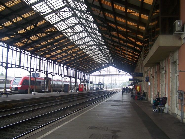Gare de Narbonne FileGare de Narbonne quaisJPG Wikimedia Commons