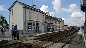 Gare de Noyelles httpsuploadwikimediaorgwikipediacommonsthu