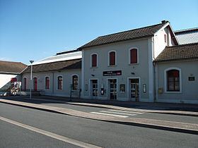 Gare de Saint-Germain-des-Fossés httpsuploadwikimediaorgwikipediacommonsthu