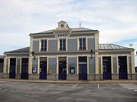 Gare de Verneuil-sur-Avre httpsuploadwikimediaorgwikipediacommonsthu
