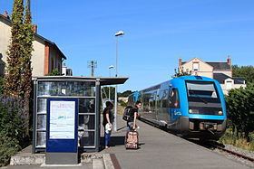 Gare des Moutiers-en-Retz httpsuploadwikimediaorgwikipediacommonsthu