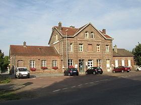 Gare d'Estrées-Saint-Denis httpsuploadwikimediaorgwikipediacommonsthu