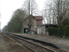 Gare d'Heilles-Mouchy httpsuploadwikimediaorgwikipediacommonsthu