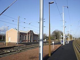 Gare du Cateau httpsuploadwikimediaorgwikipediacommonsthu