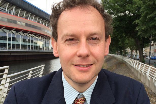 Gareth Bennett (politician) Ukip candidate stands by race row remarks and vows legal action if
