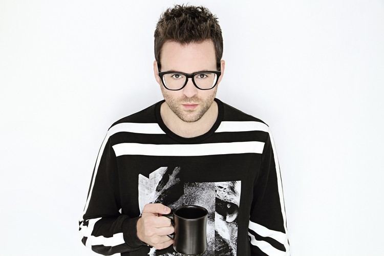 Gareth Emery httpslh3googleusercontentcomWmkNNW3z0zYAAA