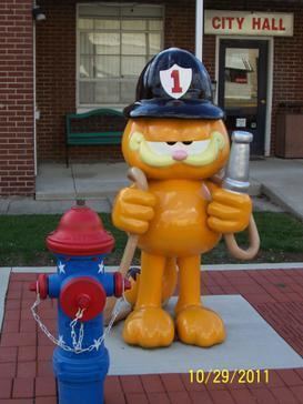 Garfield statues