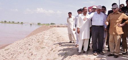 Garh Maharaja Shahbaz Sharif visit Garh Maharaja and Shorkot flood Area