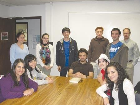 Garin Hovannisian Garin Hovannisian Meets Students Hye Sharzhoom