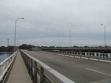 Garratt Road Bridge httpsuploadwikimediaorgwikipediacommonsthu