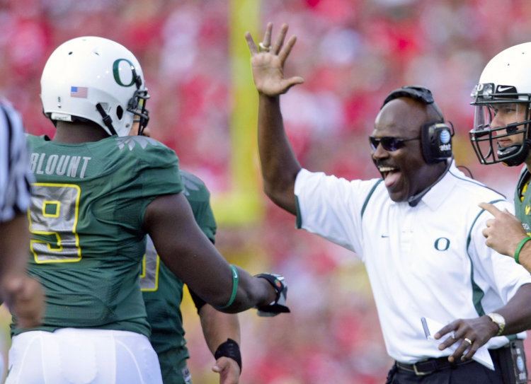 Gary Campbell (American football) Longtime Oregon Ducks assistant Gary Campbell considering retirement