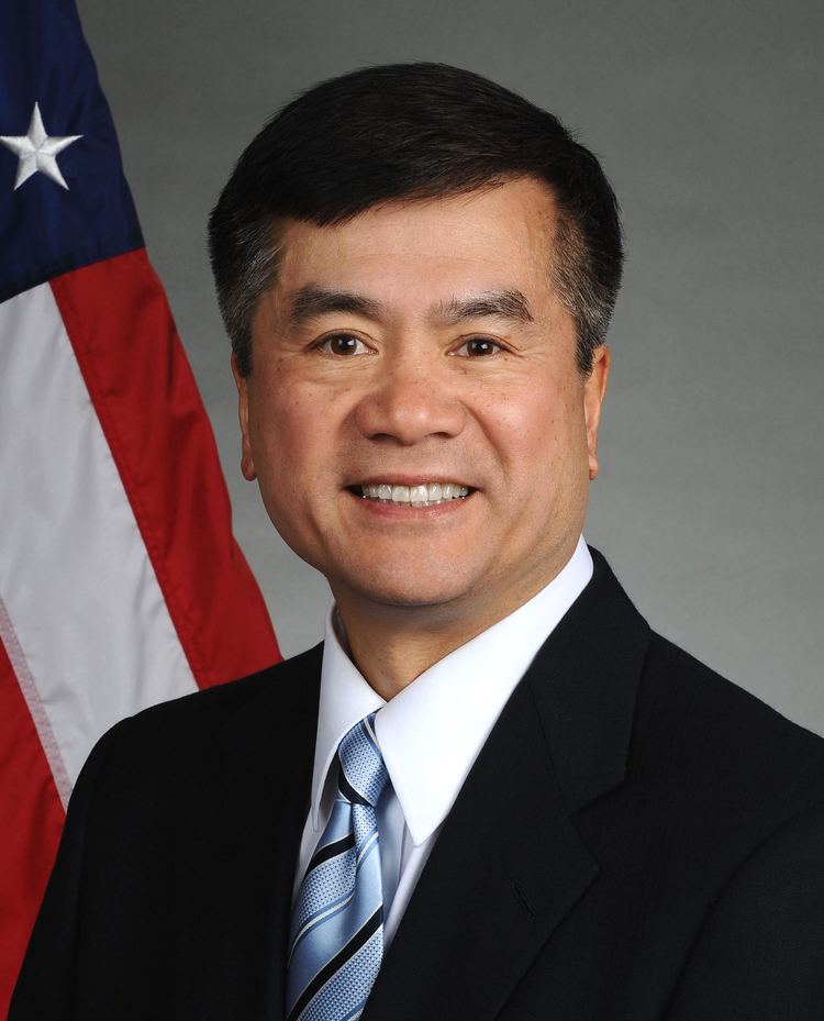 Gary Locke Gary Locke Wikipedia the free encyclopedia