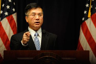 Gary Locke Gary Locke Sworn in as Secretary of Commerce