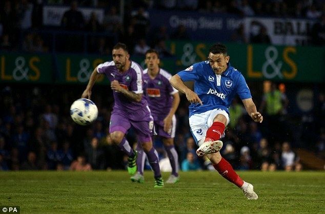 Gary Roberts (footballer, born 1984) Portsmouth 22 Plymouth Gary Roberts penalty cancels out Jamille