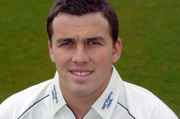 Gary Scott (cricketer) Former Durham players Mark Turner and Gary Scott to join Felling