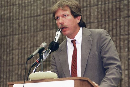 Gary Webb Dark Alliance The CIA crack and a journalism scandal