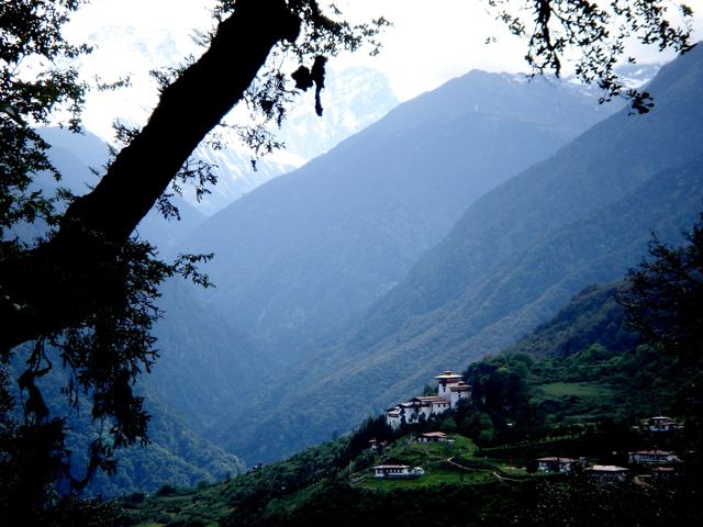 Gasa Dzong Gasa Dzong Bhutan Gasa Trashi Thongmoen Dzong