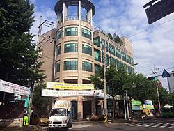 Gasan-dong httpsuploadwikimediaorgwikipediacommonsthu