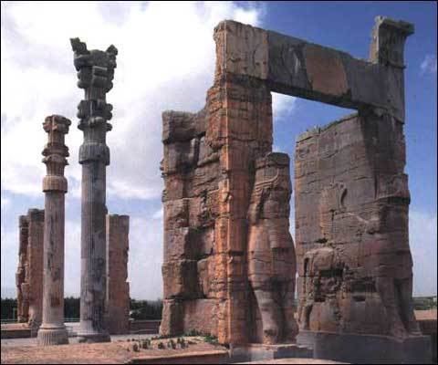 Gate of All Nations History of Iran Parse or Persepolis