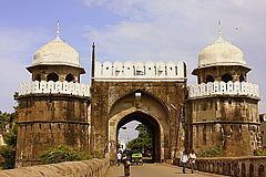 Gates in Aurangabad, Maharashtra httpsuploadwikimediaorgwikipediacommonsthu