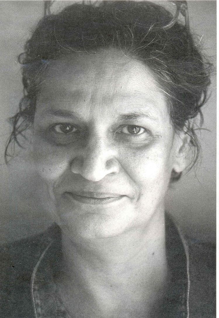 Gauri Deshpande Short Biography Gauri Deshpande