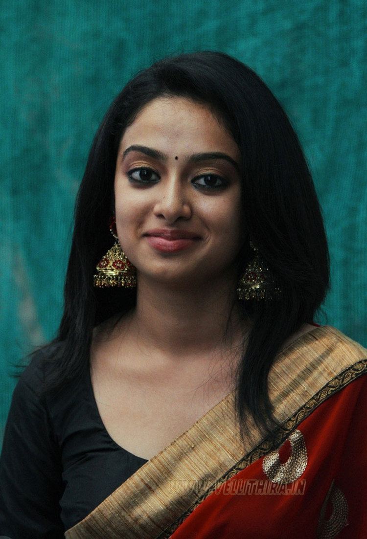 Gauthami Nair Gauthami Nair 46 Vellithirain Malayalam Actress