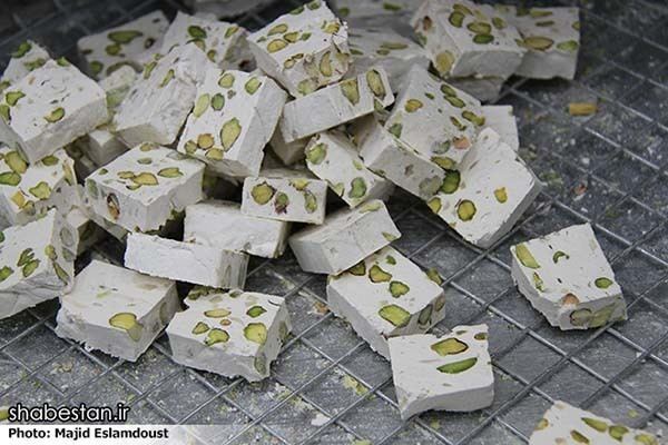 Gaz (candy) Gaz Candy Traditional Souvenir of Iran39s Isfahan IFP News