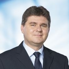 Gabor Varga (politician) vargagaborfideszhumediaprofilepictureort220