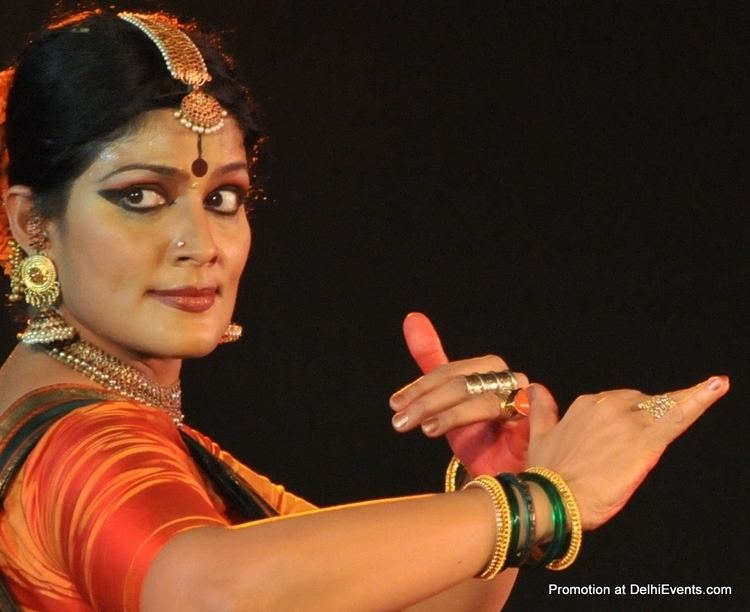 Geeta Chandran Bharatanatyam dance performance by Padmashri Geeta Chandran at