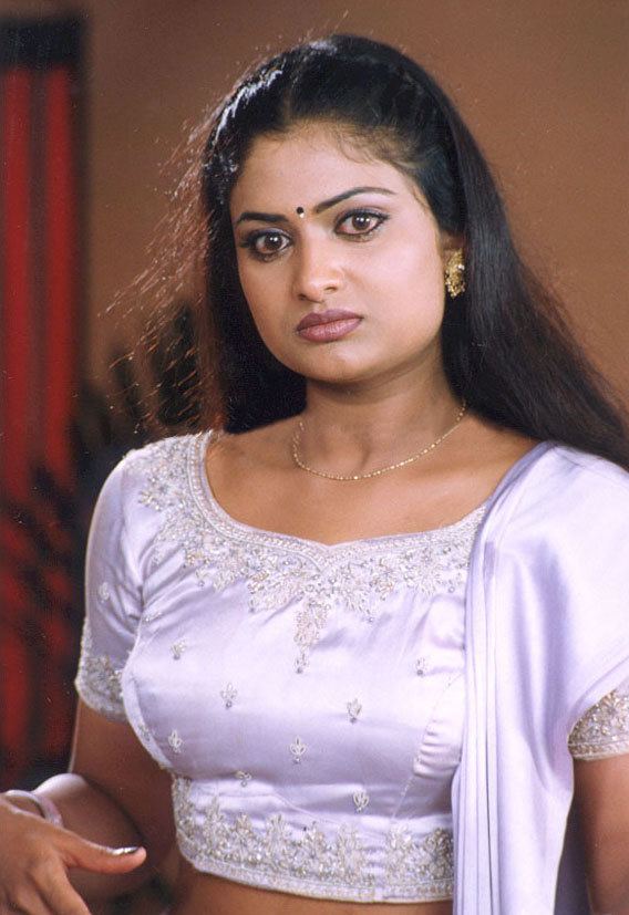 Geetu Mohandas Geethu Mohandas Photos Geethu Mohandas Images Wallpapers