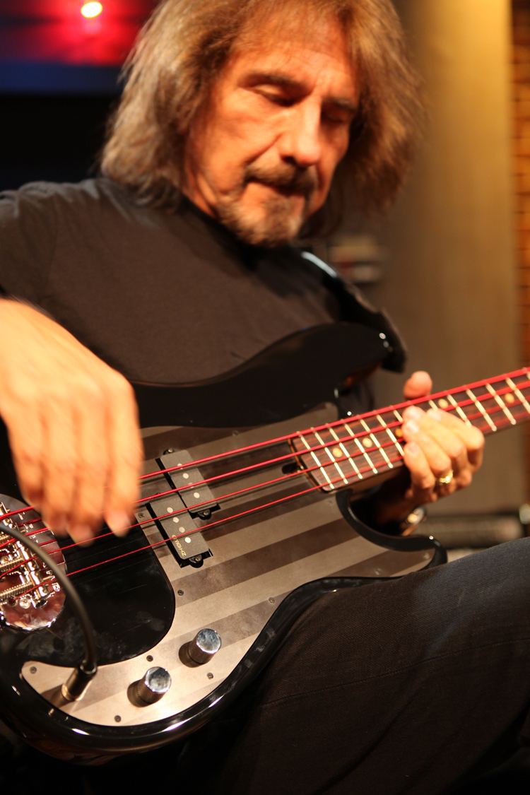 Geezer Butler wwwemgpickupscommediaartistartistAAIMG0016JPG