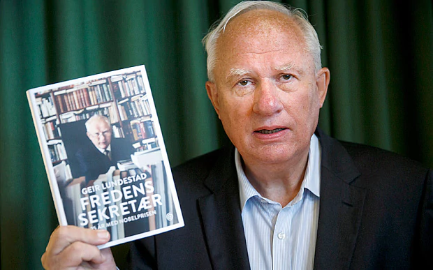 Geir Lundestad Nobel Peace Prize panellists at war over book that reveals