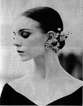 Gelsey Kirkland s Kirkland began her ballet training at the School of American