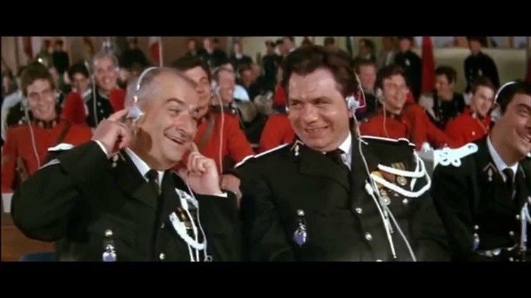 Gendarme in New York Louis de Funs Le Gendarme New York 1965 Confrence YouTube