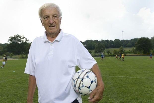 Gene Chyzowych Gene Chyzowych remembered as New Jersey soccer pioneer NJcom