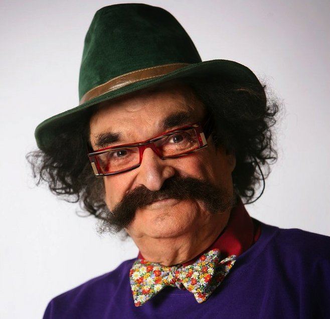 Gene Shalit Retired film critic Gene Shalit gets 39thumbs down39 from