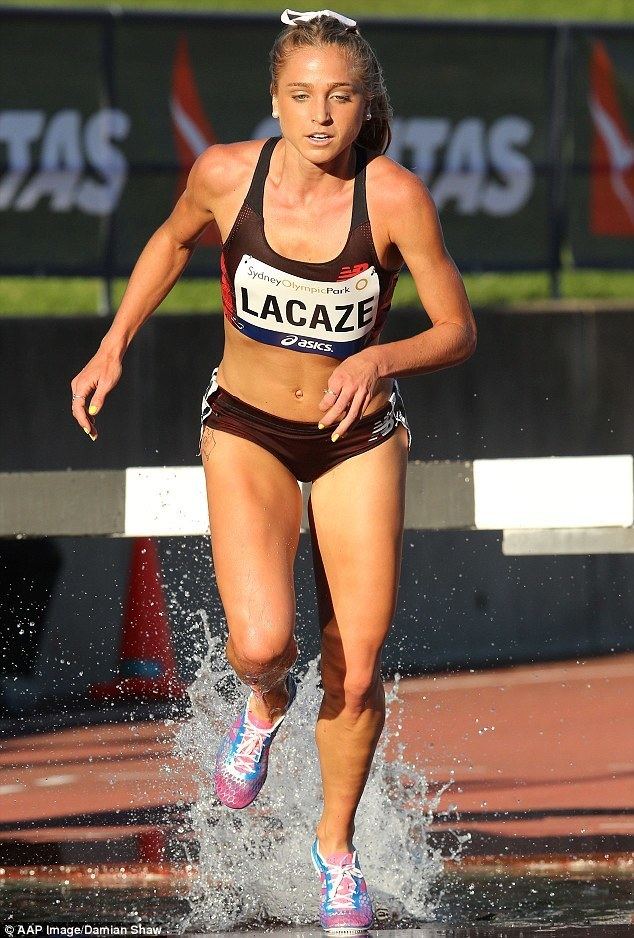 Genevieve LaCaze Australian Steeplechase runner Genevieve LaCaze stage