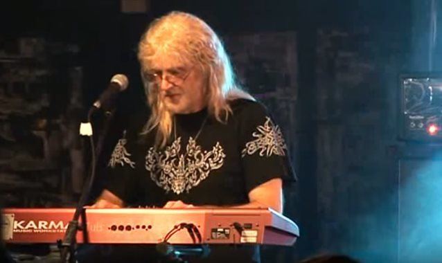 Geoff Nicholls Former Black Sabbath Keyboardist Geoff Nicholls Dies After Battle