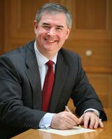 Geoffrey Cox (British politician) httpsuploadwikimediaorgwikipediacommonsaa