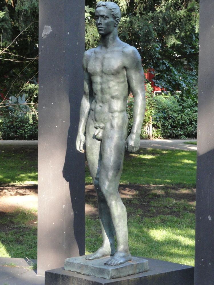 Georg Kolbe FileRing der Statuen Georg Kolbe Rothschildpark