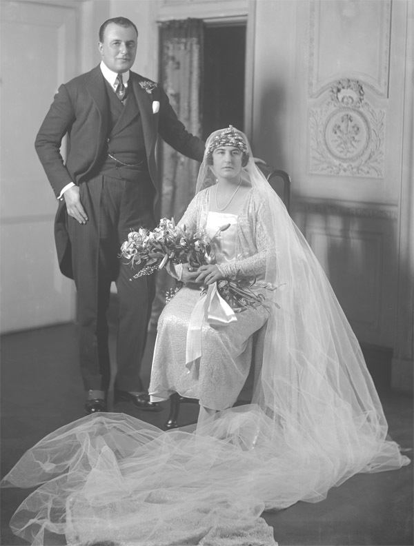 George Bambridge Captain and Mrs George Bambridge wedding portrait