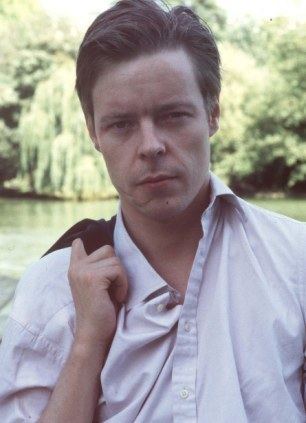 George Bingham, 8th Earl of Lucan Lord Lucan39s son spent fourmonth safari indoors covered his