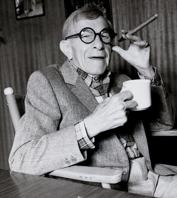 George Burns George Burns Simple English Wikipedia the free encyclopedia